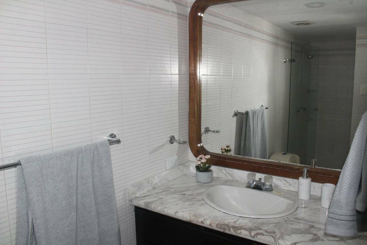 Cozy In El Laguito Apartamento *